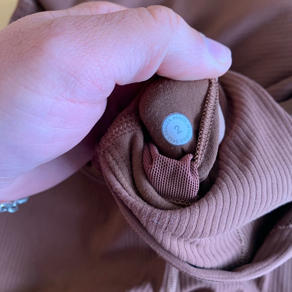 EUC 🍋 Lululemon Align Ribbed Bodysuit 25" - Picture 9 of 9